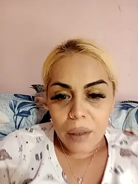 izauri2025 online show from November 2025 06:46:02 PM