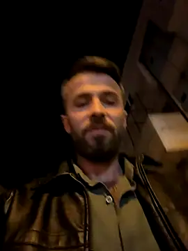 Snapshot of S-kt-et chatting on October 2025 04:18:02 PM S-kt-et online show from October 2025 04:18:02 PM