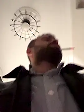 Snapshot of S-kt-et chatting on October 2025 07:53:01 AM S-kt-et online show from October 2025 07:53:01 AM