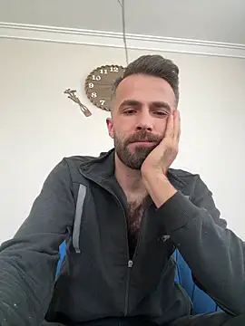 Snapshot of S-kt-et chatting on October 2025 10:59:01 AM S-kt-et online show from October 2025 10:59:01 AM