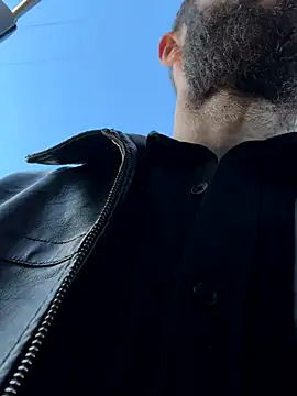 Snapshot of S-kt-et chatting on November 2025 06:55:01 AM S-kt-et online show from November 2025 06:55:01 AM