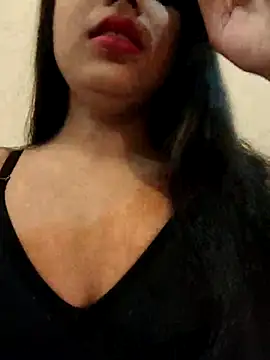 Snapshot of Maahhii_2 chatting on October 2025 06:41:02 PM Maahhii 2 online show from October 2025 06:41:02 PM