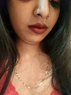 Snapshot of Maahhii_2 chatting on October 2025 06:20:01 PM Maahhii 2 online show from October 2025 06:20:01 PM