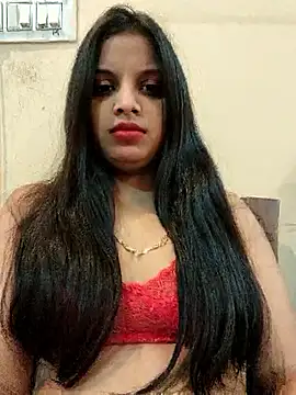 Snapshot of Maahhii_2 chatting on November 2025 06:42:02 PM Maahhii 2 online show from November 2025 06:42:02 PM