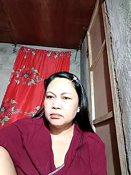 Snapshot of Everleigh_mom chatting on September 2025 07:58:02 PM Everleigh mom online show from September 2025 07:58:02 PM