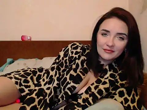 Veronica-Luxs online show from October 2025 08:58:01 AM