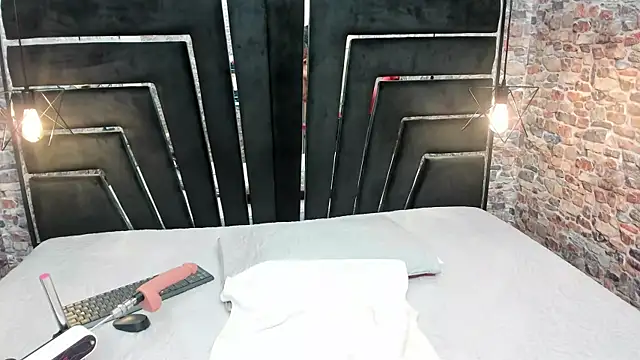 Snapshot of ALYANNA_HOT_ chatting on September 2025 12:10:02 PM ALYANNA HOT online show from September 2025 12:10:02 PM