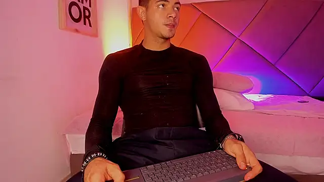 andrew colleman online show from September 2025 04:05:01 AM