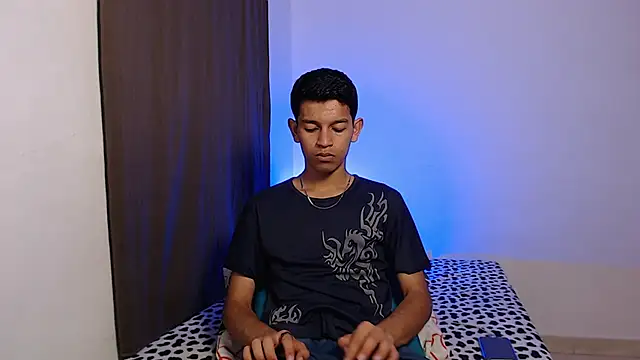 dominicwinters online show from September 2025 04:58:02 AM