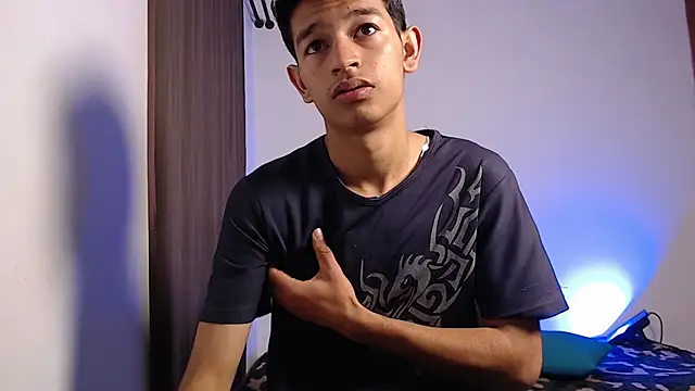 dominicwinters online show from September 2025 06:42:01 PM
