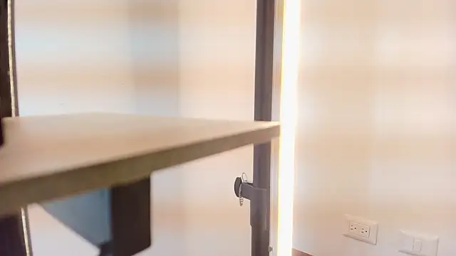 zarah andrew   online show from September 2025 11:59:02 AM