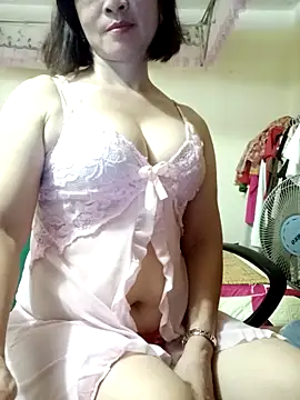 Tue-Nguyet online show from September 2025 01:55:01 PM