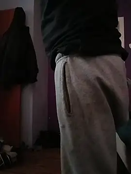 Snapshot of Thoma9034 chatting on November 2025 05:57:01 PM Thoma9034 online show from November 2025 05:57:01 PM