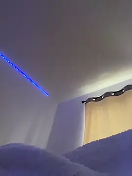 Snapshot of naughtybella05 chatting on November 2025 08:47:01 AM naughtybella05 online show from November 2025 08:47:01 AM