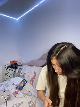 Snapshot of naughtybella05 chatting on November 2025 08:52:02 PM naughtybella05 online show from November 2025 08:52:02 PM