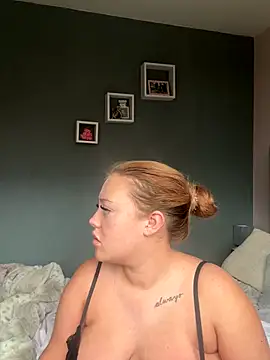 Snapshot of GoddessPrincesss chatting on October 2025 11:56:02 AM GoddessPrincesss online show from October 2025 11:56:02 AM