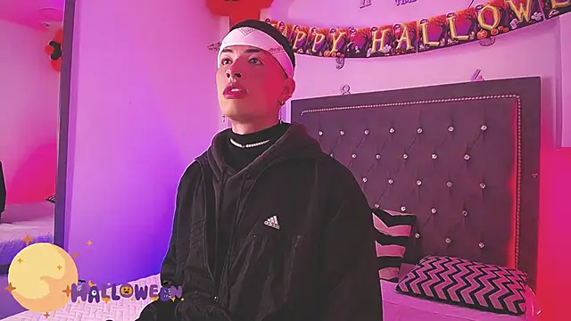 Snapshot of OzorioDany chatting on October 2025 05:11:02 AM OzorioDany online show from October 2025 05:11:02 AM