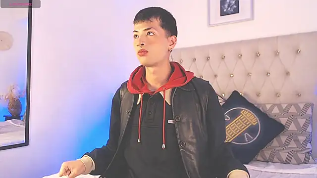 Snapshot of OzorioDany chatting on November 2025 03:50:01 AM OzorioDany online show from November 2025 03:50:01 AM