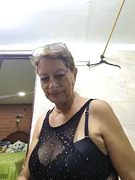 Snapshot of MaryeLunna chatting on November 2025 11:36:02 PM MaryeLunna online show from November 2025 11:36:02 PM