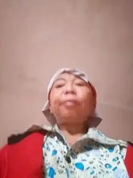 VangLe73 online show from October 2025 11:13:02 PM