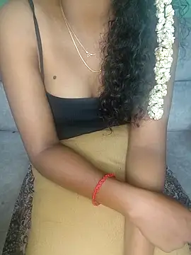 Snapshot of Tamilpallavi chatting on October 2025 09:41:01 PM Tamilpallavi online show from October 2025 09:41:01 PM