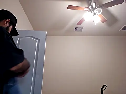 Snapshot of Lb228w chatting on November 2025 10:10:02 PM Lb228w online show from November 2025 10:10:02 PM