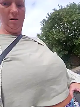 JustYourNormalCouple online show from September 2025 10:40:02 AM