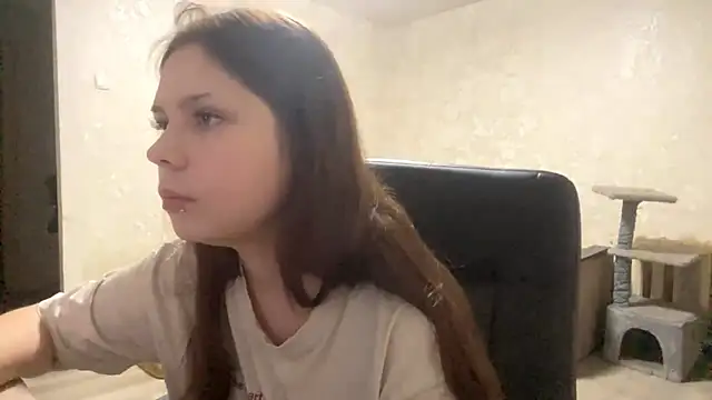 Purekittyshy online show from November 2025 03:33:02 PM