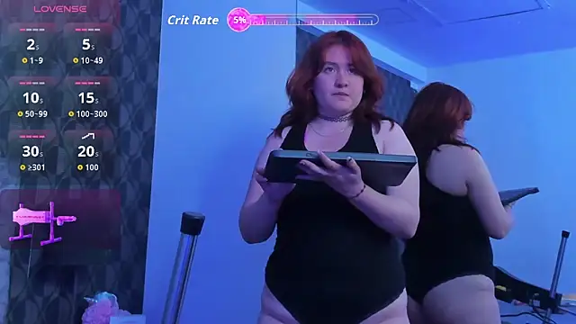 Snapshot of AliaMiller_ chatting on October 2025 10:18:01 PM AliaMiller online show from October 2025 10:18:01 PM