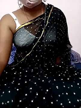 Snapshot of Cute_Renuka chatting on October 2025 05:22:01 PM Cute Renuka online show from October 2025 05:22:01 PM