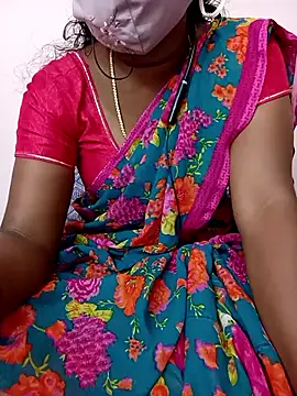 Snapshot of Cute_Renuka chatting on November 2025 06:45:02 AM Cute Renuka online show from November 2025 06:45:02 AM