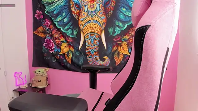 Snapshot of Alice_VIP chatting on October 2025 04:04:02 PM Alice VIP online show from October 2025 04:04:02 PM