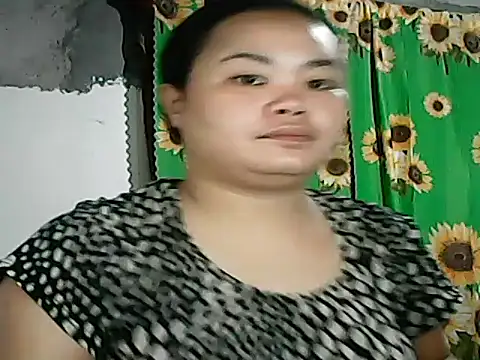 CreamyPussy4uxx online show from October 2025 08:10:01 PM