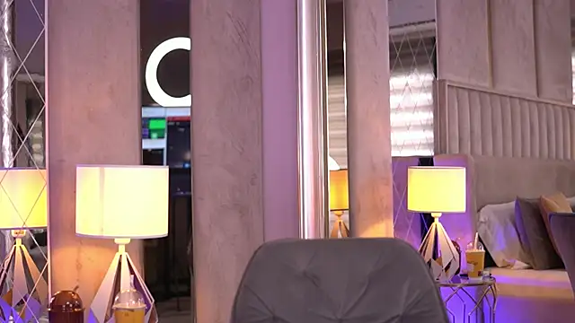 FrancescaDante online show from September 2025 06:18:01 AM