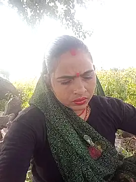 Hot bhi online show from September 2025 09:42:02 AM