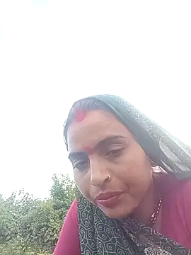 Hot bhi online show from September 2025 11:33:02 AM