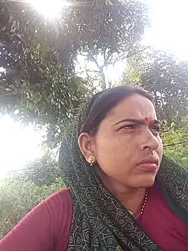 Hot bhi online show from September 2025 09:00:02 AM