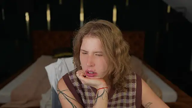 BadAfina online show from October 2025 06:57:02 AM