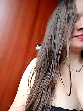 Isa Acosta online show from October 2025 02:02:01 PM