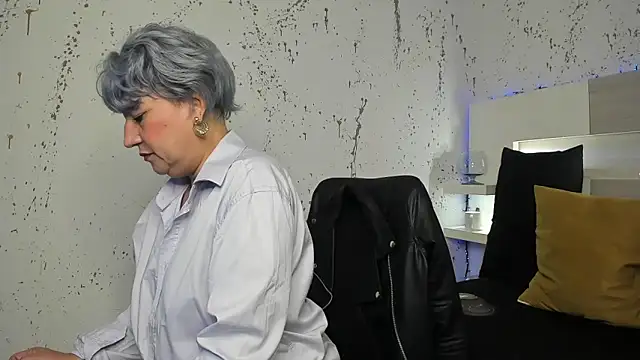 JaddeWalker online show from October 2025 11:33:02 AM