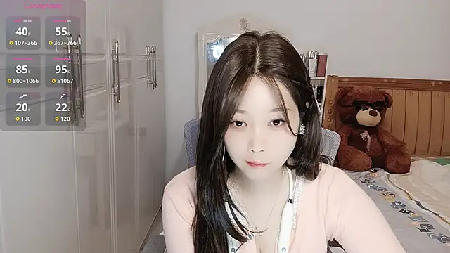 Snapshot of Xiaotantan-99 chatting on October 2025 07:36:02 PM Xiaotantan-99 online show from October 2025 07:36:02 PM