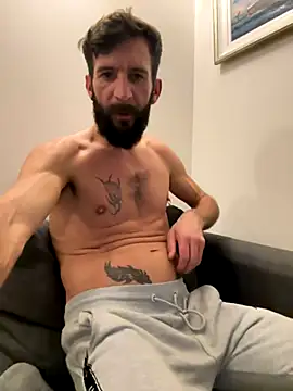 Snapshot of Michel_huge chatting on October 2025 06:13:02 PM Michel huge online show from October 2025 06:13:02 PM