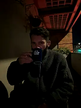 Snapshot of Michel_huge chatting on October 2025 06:19:02 AM Michel huge online show from October 2025 06:19:02 AM