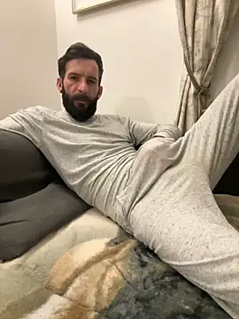 Snapshot of Michel_huge chatting on October 2025 06:04:02 AM Michel huge online show from October 2025 06:04:02 AM