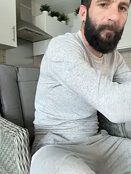 Snapshot of Michel_huge chatting on November 2025 09:19:02 AM Michel huge online show from November 2025 09:19:02 AM