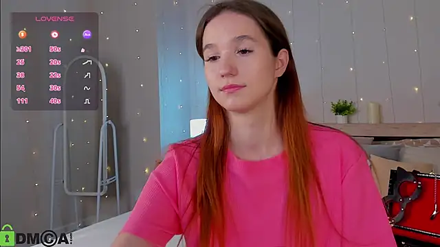 Snapshot of Eva_Hollowey chatting on October 2025 09:48:01 AM Eva Hollowey online show from October 2025 09:48:01 AM