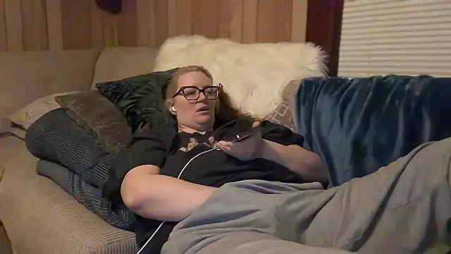 PefectNipz online show from November 2025 06:35:02 AM