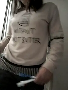 Snapshot of Miranda_sexlove_ chatting on December 2025 06:04:01 PM Miranda sexlove online show from December 2025 06:04:01 PM