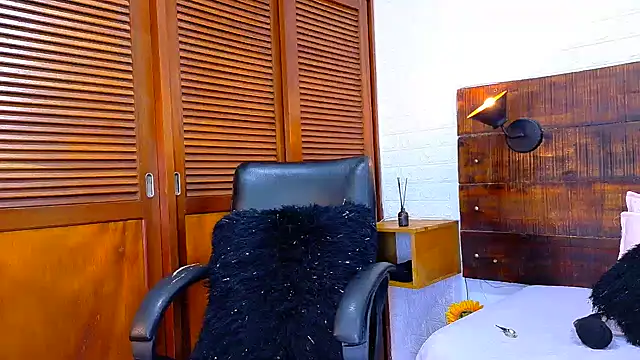 Snapshot of ALANNFERRER chatting on October 2025 09:52:02 AM ALANNFERRER online show from October 2025 09:52:02 AM