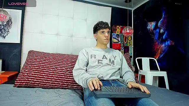 Snapshot of Matteo12_ chatting on September 2025 04:01:02 AM Matteo12 online show from September 2025 04:01:02 AM